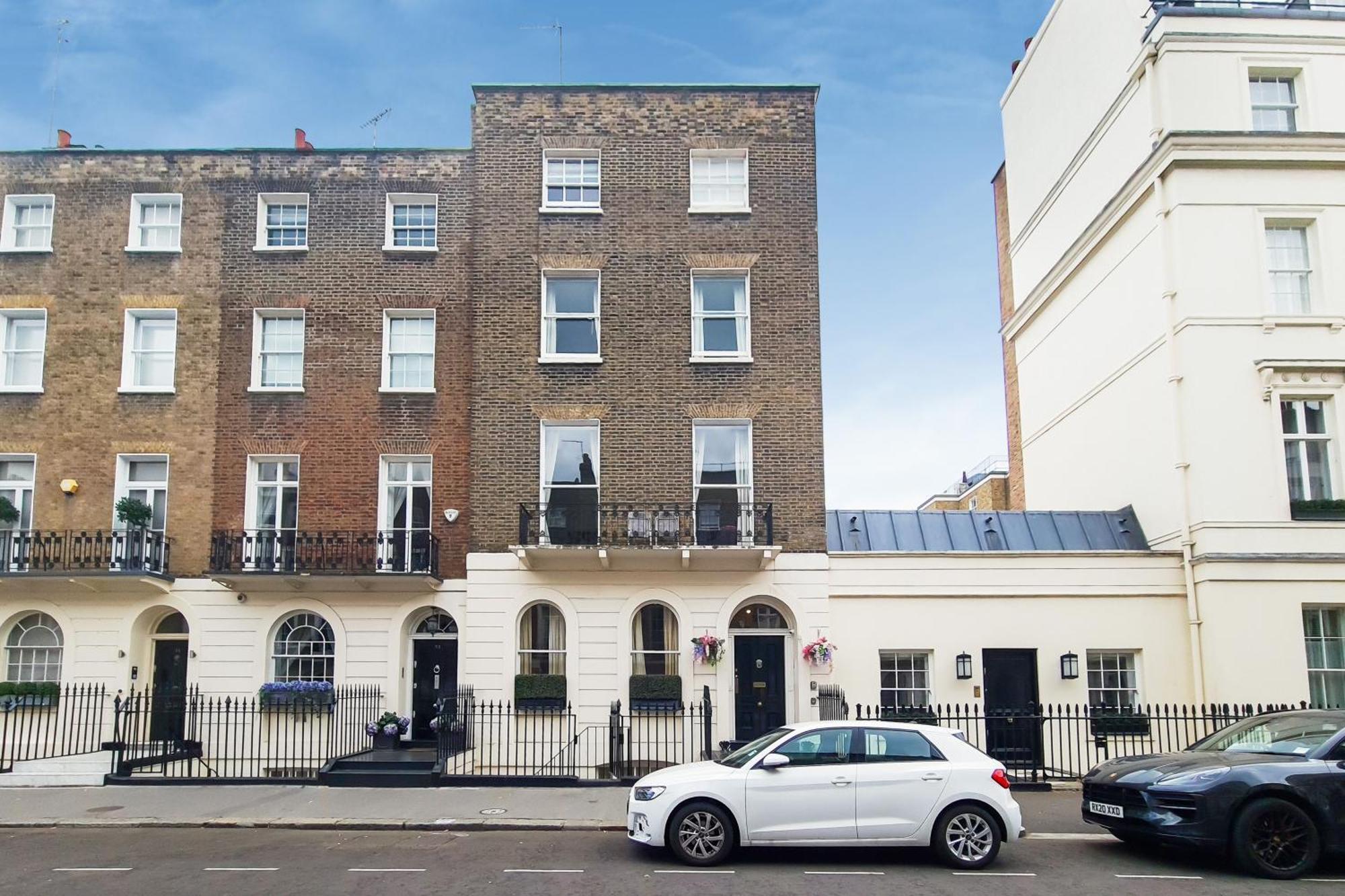 Eee Apartment London Bagian luar foto